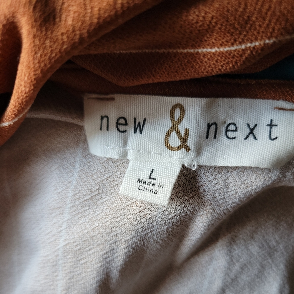 Rust wrap front blouse - Picture 3 of 3